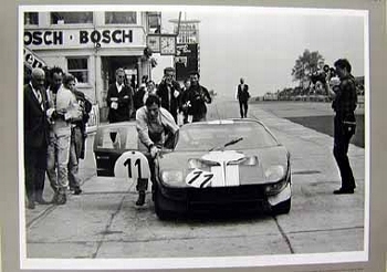 1000km Am Nürburgring 1965. Chris Amon Im Shelby American Ford Gt 40.